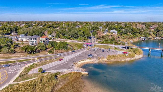 401 N 16th Ave, Pensacola, FL 32501