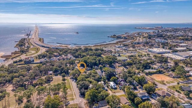 401 N 16th Ave, Pensacola, FL 32501