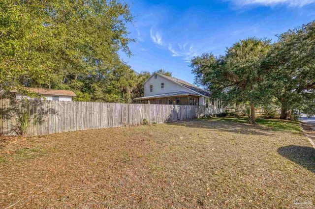 401 N 16th Ave, Pensacola, FL 32501