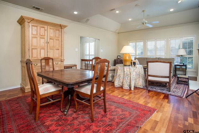 1418 Hollytree Place, Tyler, TX 75703