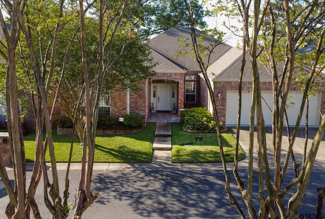 1418 Hollytree Place, Tyler, TX 75703