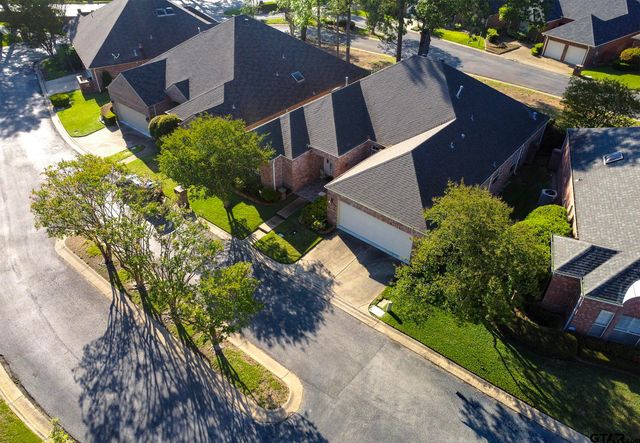 1418 Hollytree Place, Tyler, TX 75703