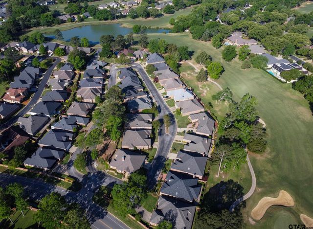 1418 Hollytree Place, Tyler, TX 75703