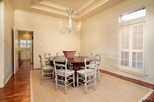 1418 Hollytree Place, Tyler, TX 75703