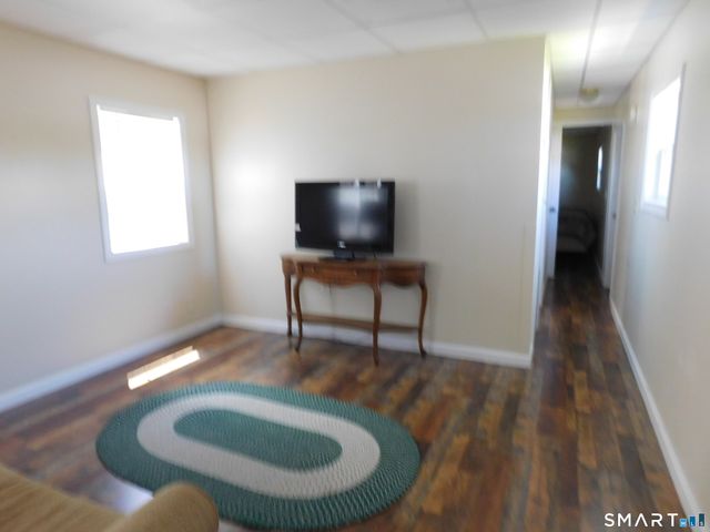 24 E Street, Groton, CT 06340