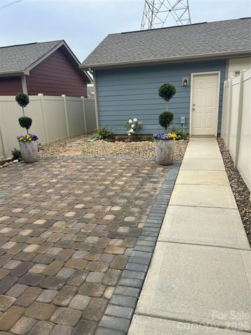 11316 Westbranch Parkway, Davidson, NC 28036