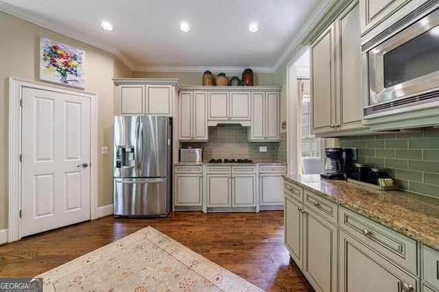 1144 Brookhaven Commons Drive NE, Atlanta, GA 30319