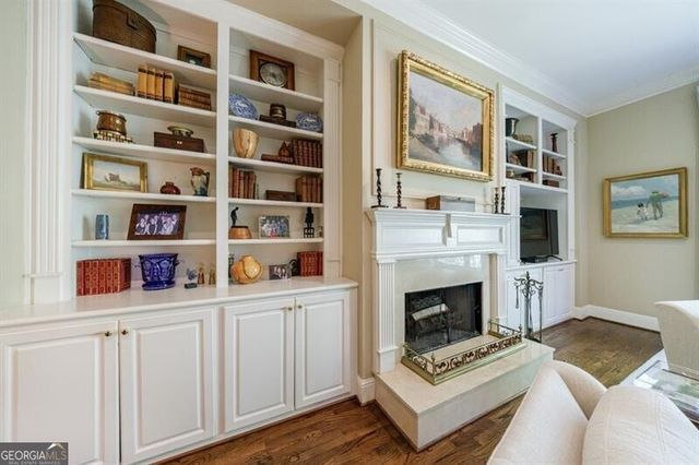 1144 Brookhaven Commons Drive NE, Atlanta, GA 30319