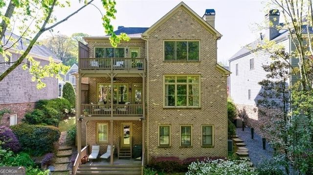 1144 Brookhaven Commons Drive NE, Atlanta, GA 30319