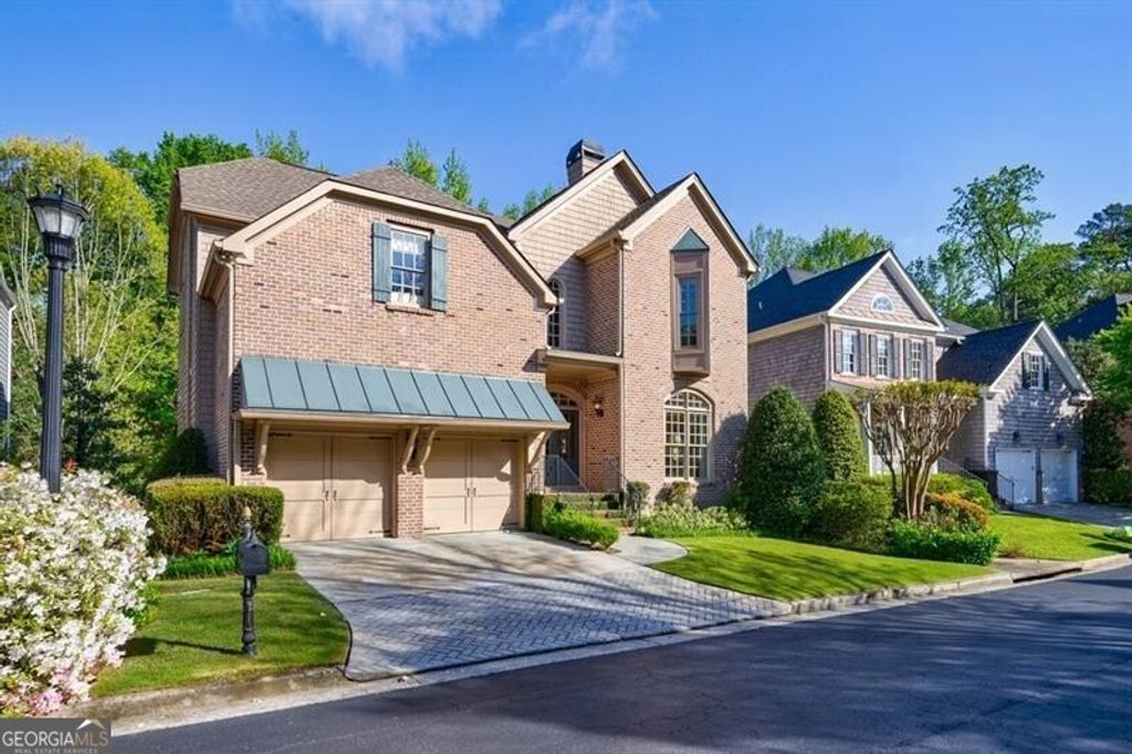 1144 Brookhaven Commons Drive NE, Atlanta, GA 30319