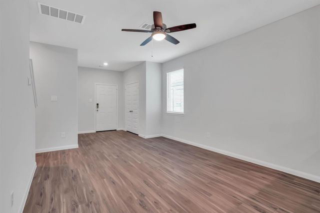 13336 Burbot Drive, Conroe, TX 77384