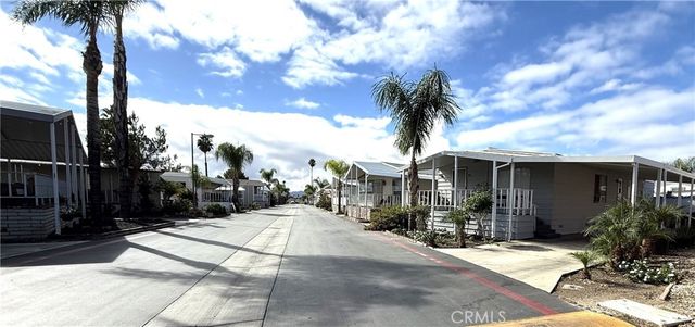 1445 Florida Ave. 43, Hemet, CA 92543
