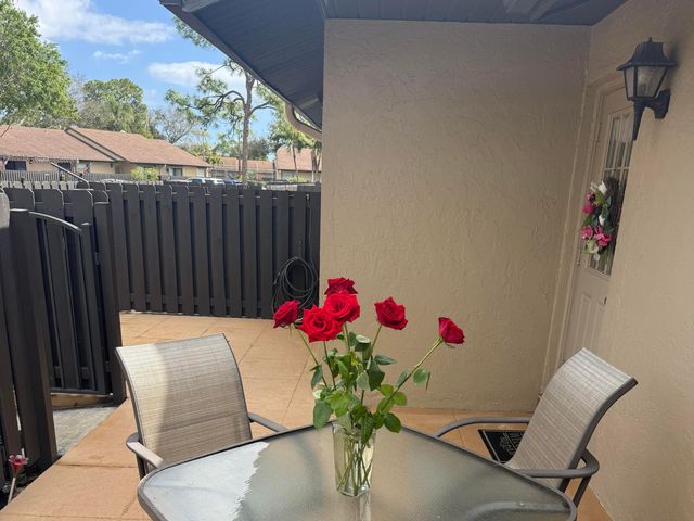 542 Shady Pine Way D, Greenacres, FL 33415