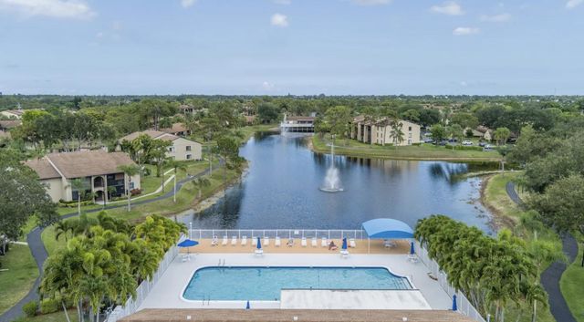 542 Shady Pine Way D, Greenacres, FL 33415