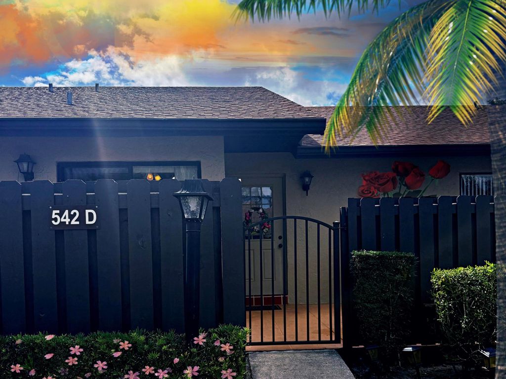 542 Shady Pine Way D, Greenacres, FL 33415