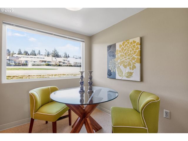 15645 Sw QUEEN VICTORIA Pl, King City, OR 97224