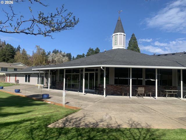 15645 Sw QUEEN VICTORIA Pl, King City, OR 97224