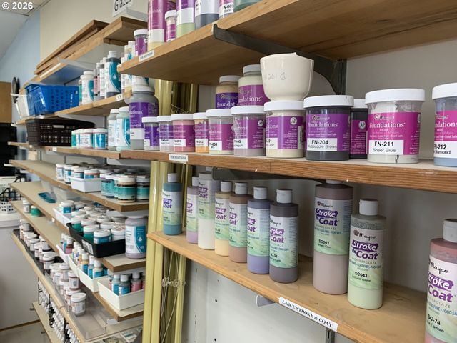 15645 Sw QUEEN VICTORIA Pl, King City, OR 97224