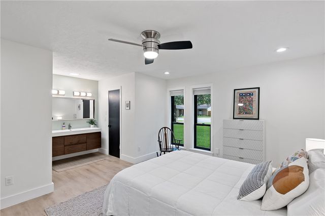 2811 Normand Drive, College Station, TX 77845