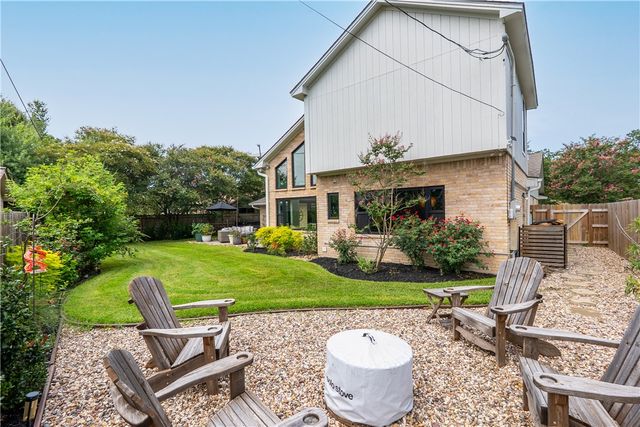 2811 Normand Drive, College Station, TX 77845