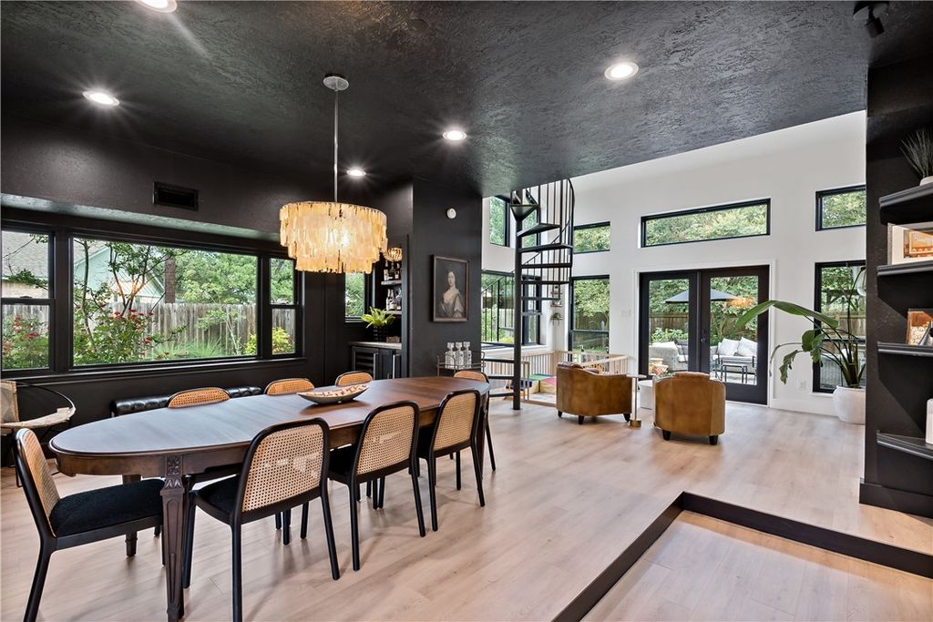 2811 Normand Drive, College Station, TX 77845