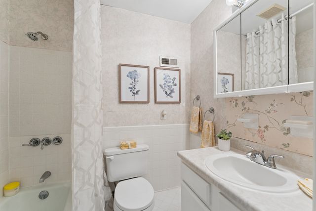 520 Doral Country Dr, Nashville, TN 37221