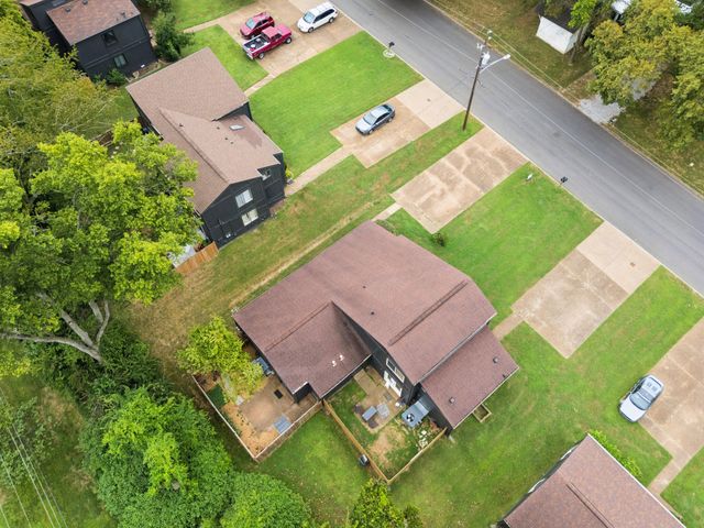 520 Doral Country Dr, Nashville, TN 37221