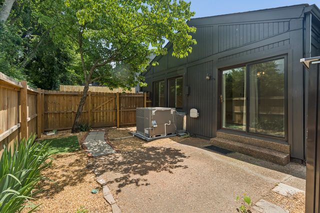 520 Doral Country Dr, Nashville, TN 37221