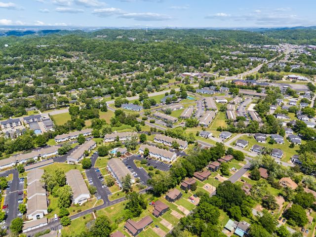 520 Doral Country Dr, Nashville, TN 37221