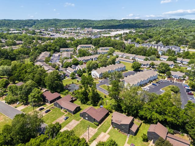 520 Doral Country Dr, Nashville, TN 37221