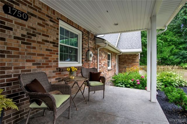 1750 Woodard Road, Elma, NY 14059