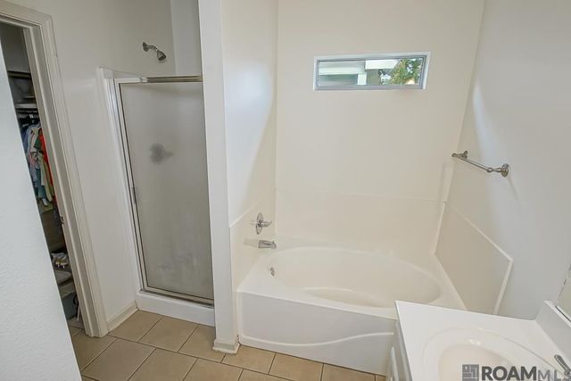 40326 Creekway Cove Ct, Gonzales, LA 70737