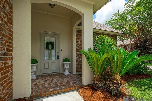 40326 Creekway Cove Ct, Gonzales, LA 70737