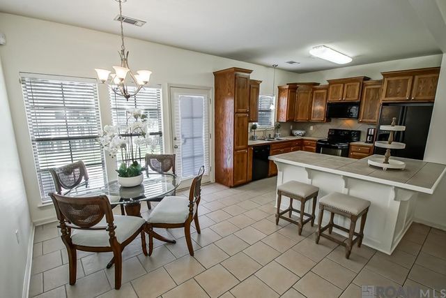 40326 Creekway Cove Ct, Gonzales, LA 70737