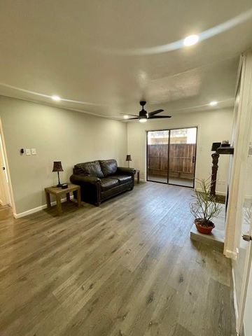 3300 Pebblebrook 73, Seabrook, TX 77586