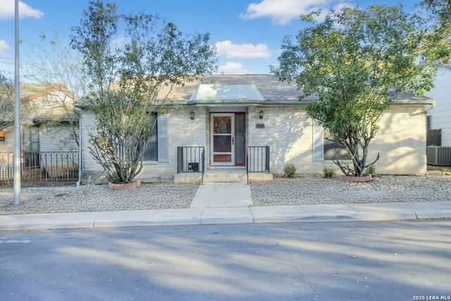 6422 Honey Hl, San Antonio, TX 78229