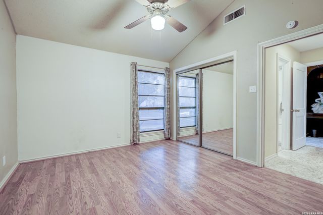 6422 Honey Hl, San Antonio, TX 78229