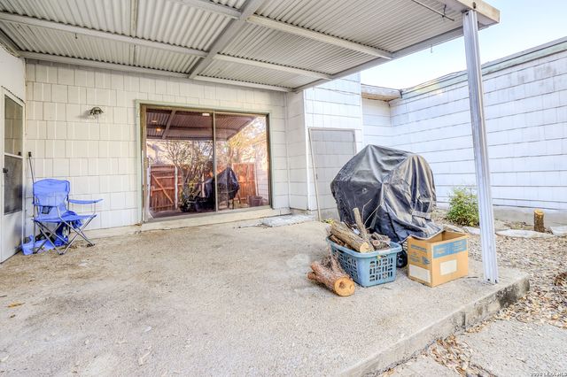 6422 Honey Hl, San Antonio, TX 78229