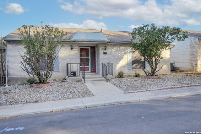 6422 Honey Hl, San Antonio, TX 78229