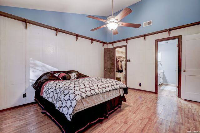 6422 Honey Hl, San Antonio, TX 78229