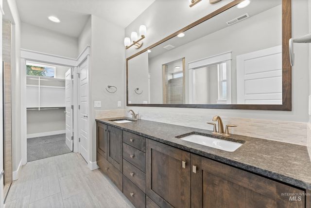 3363 E Kalinga Ln, Meridian, ID 83642