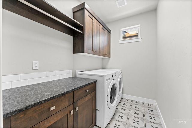 3363 E Kalinga Ln, Meridian, ID 83642