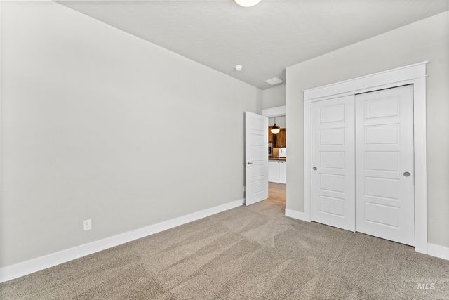 3363 E Kalinga Ln, Meridian, ID 83642