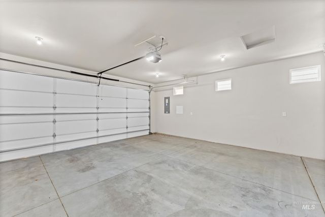 3363 E Kalinga Ln, Meridian, ID 83642