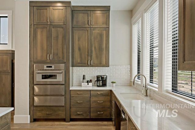 3363 E Kalinga Ln, Meridian, ID 83642