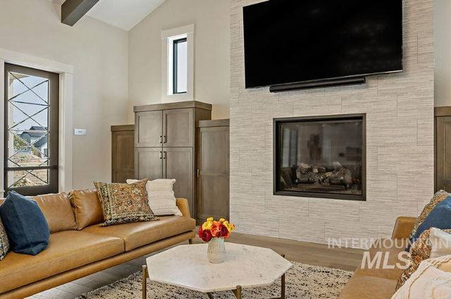 3363 E Kalinga Ln, Meridian, ID 83642