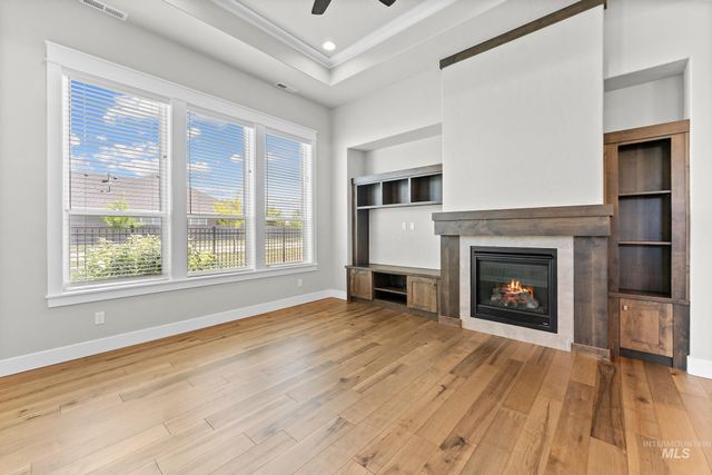 3363 E Kalinga Ln, Meridian, ID 83642