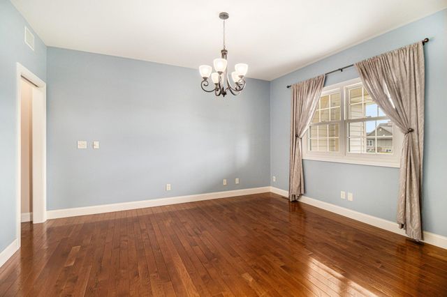 365 Newton Lane, Valparaiso, IN 46383