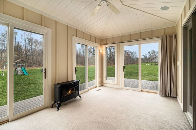 365 Newton Lane, Valparaiso, IN 46383