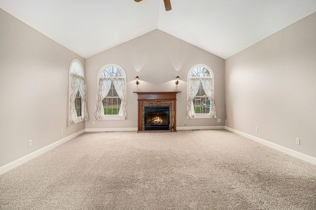 365 Newton Lane, Valparaiso, IN 46383